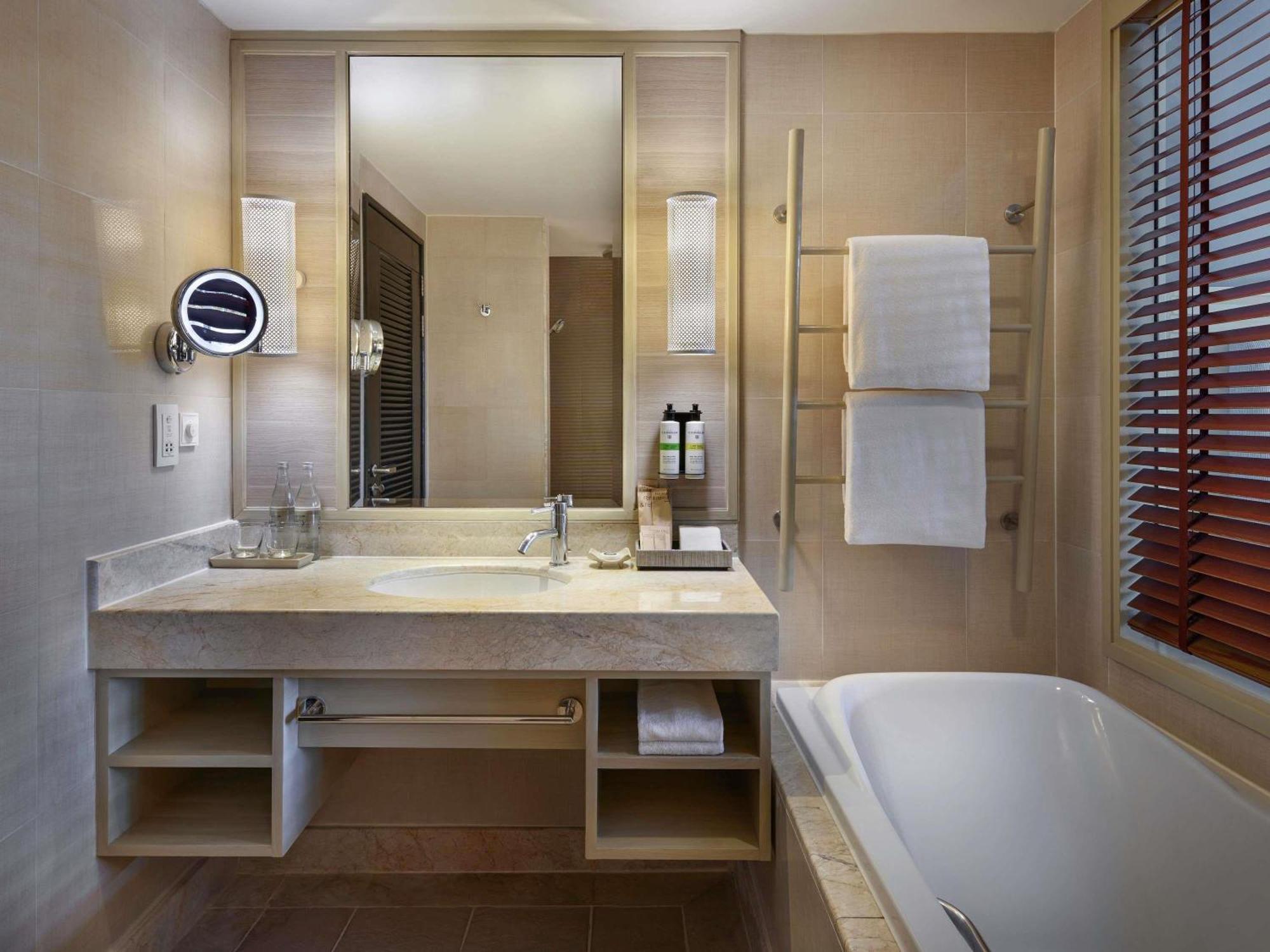 Deluxe Twin Room Sea View